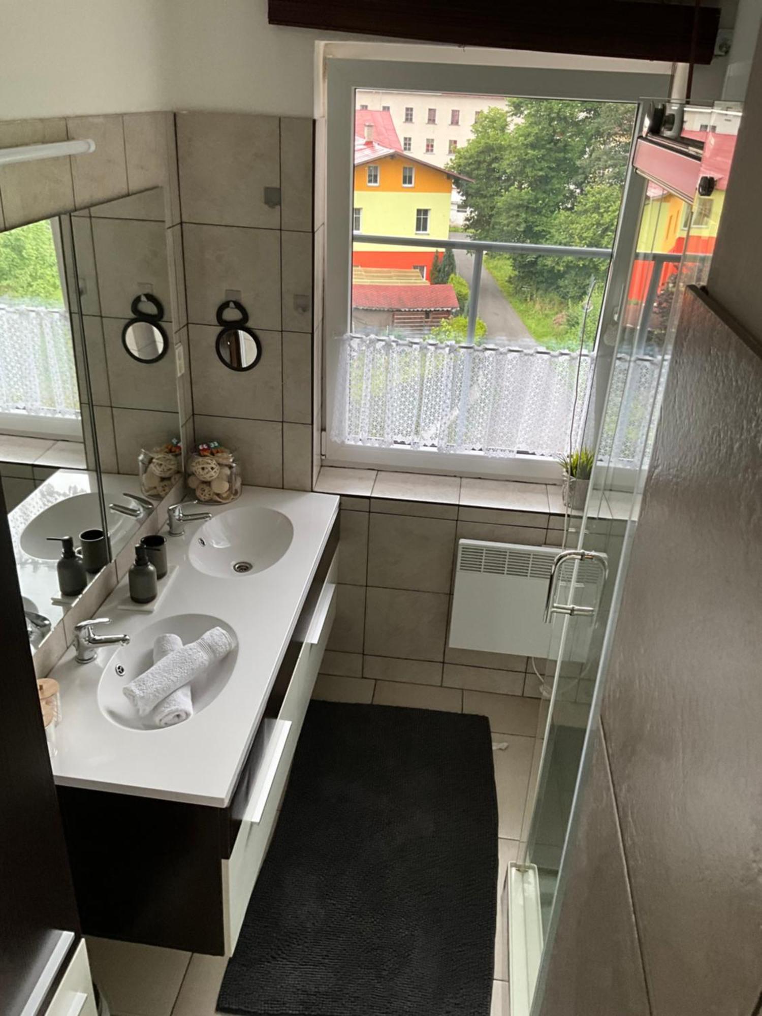 Apartment Owl Korenov Luaran gambar